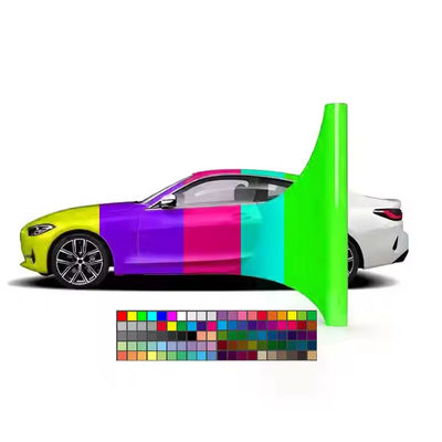 Un buen precio. Venta al por mayor de TPU Color Verde Cambio de color del coche Película de envoltura Película de envoltura personalizada Color TPU brillante película de envoltura automática en línea